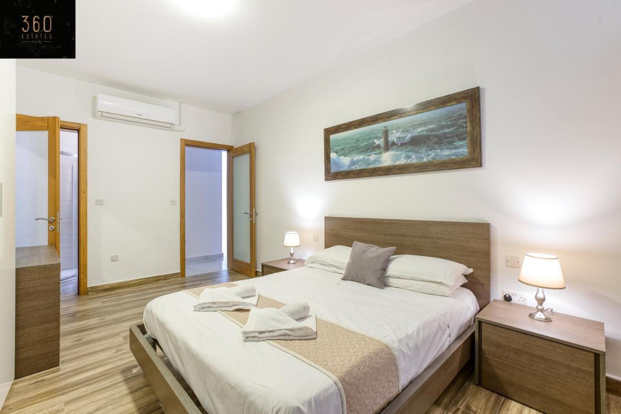 Lux Sea Front Penthouse With Breathtaking Views In St Pauls By 360 Estates Apartment St. Paul's Bay Exterior foto