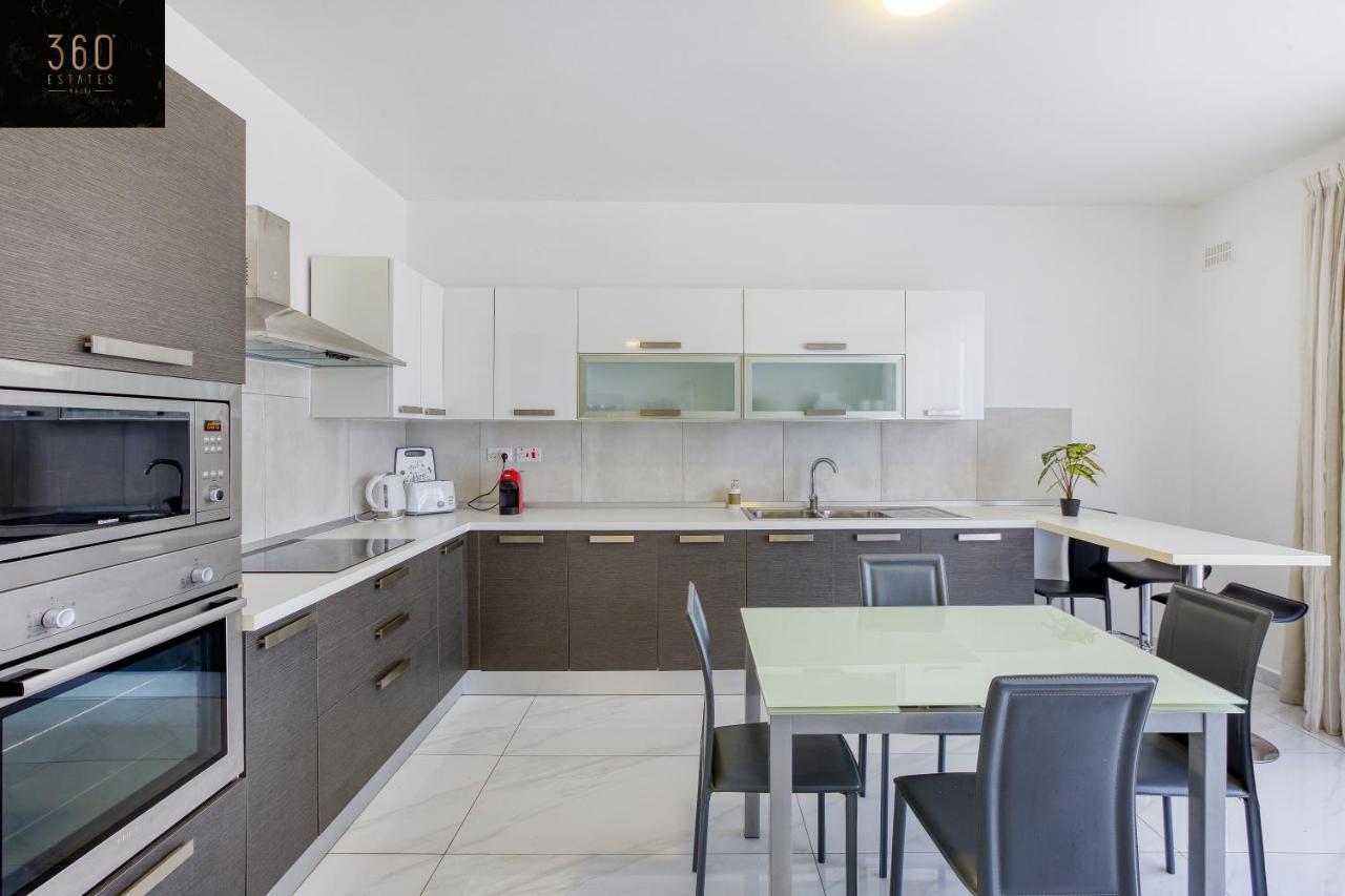 Lux Sea Front Penthouse With Breathtaking Views In St Pauls By 360 Estates Apartment St. Paul's Bay Exterior foto