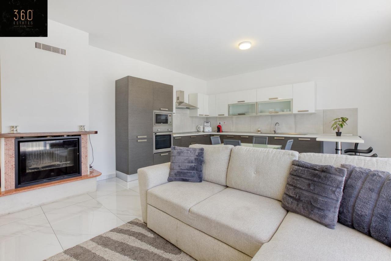 Lux Sea Front Penthouse With Breathtaking Views In St Pauls By 360 Estates Apartment St. Paul's Bay Exterior foto