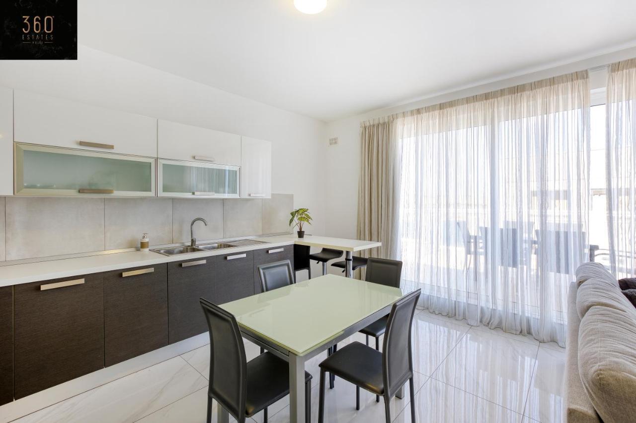Lux Sea Front Penthouse With Breathtaking Views In St Pauls By 360 Estates Apartment St. Paul's Bay Exterior foto